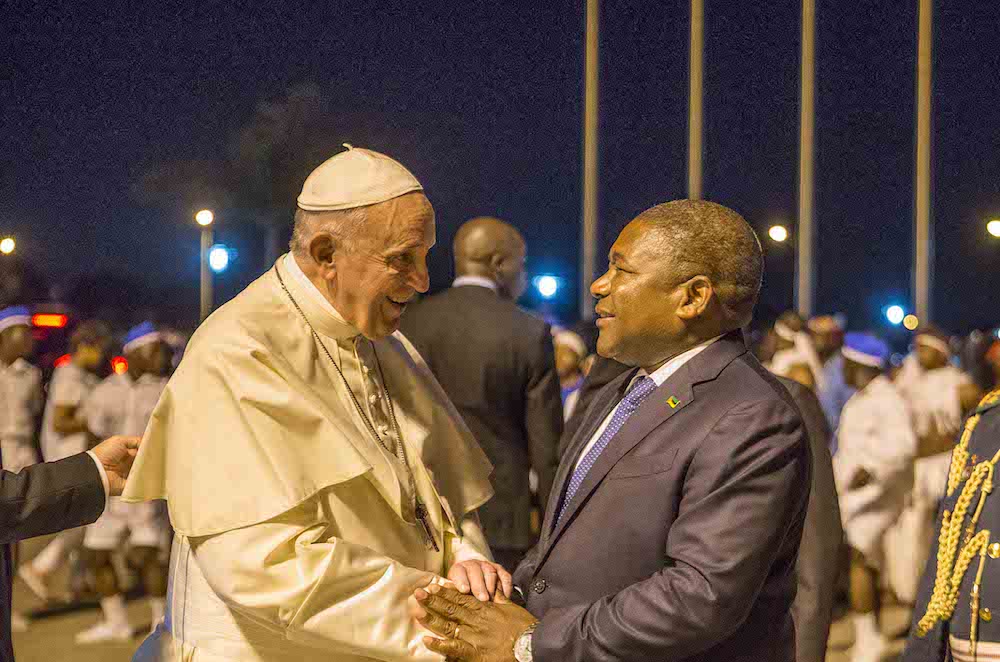 ____PR-Chegada do Papa a Mocambique 5.jpg