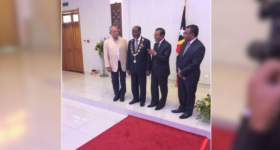 CHISSANO_CONDECORADO.jpg