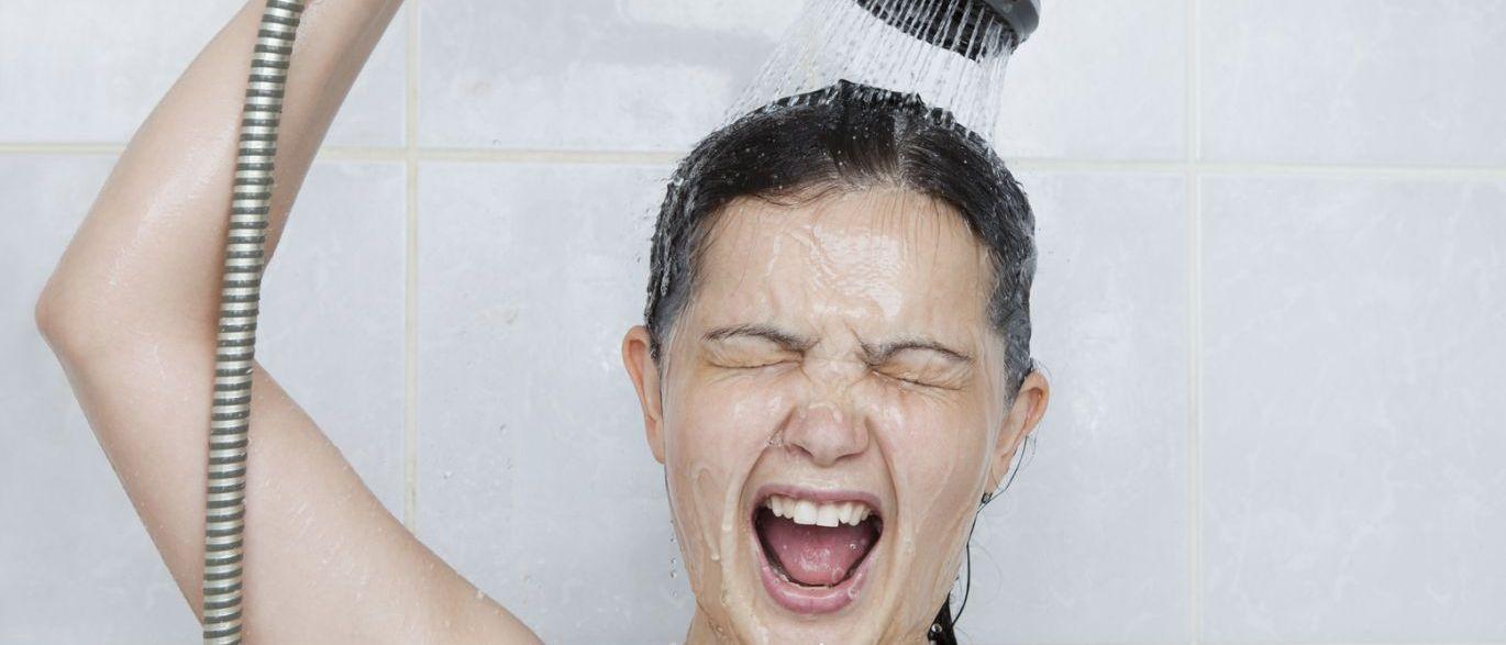 Faz bem tomar banho com água fria?