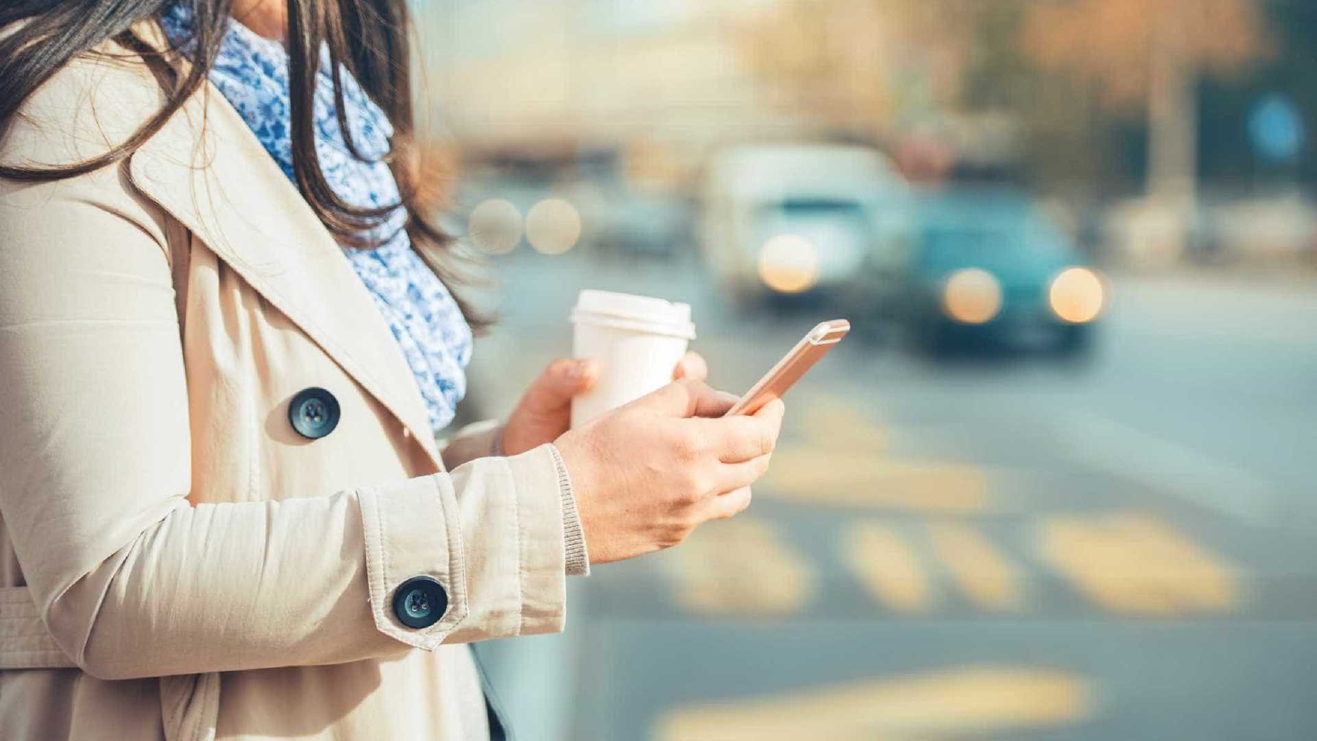 À espera da altura certa para enviar mensagem? Há uma app para isso