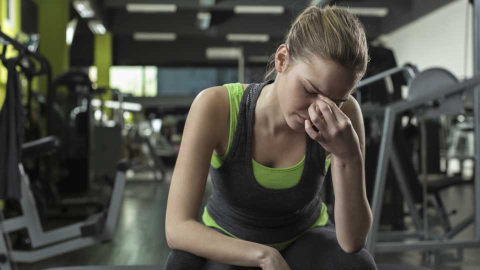 Porque ficamos com dores de cabeça depois de treinar?