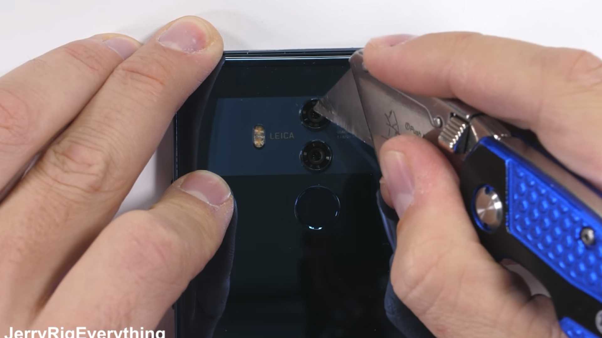 Huawei Mate 10 Pro é todo em vidro. Será que é resistente?