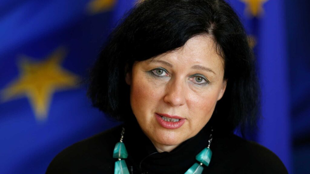 naom_5ab2d6f0a22ea (1).jpg