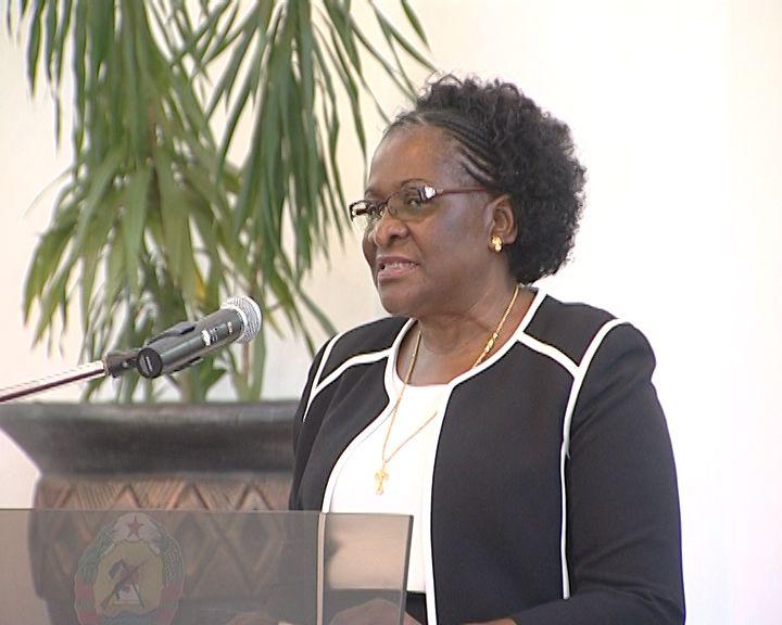 Provedor de Justiça: Isac Chande empossado pela Presidente da Assembleia da República