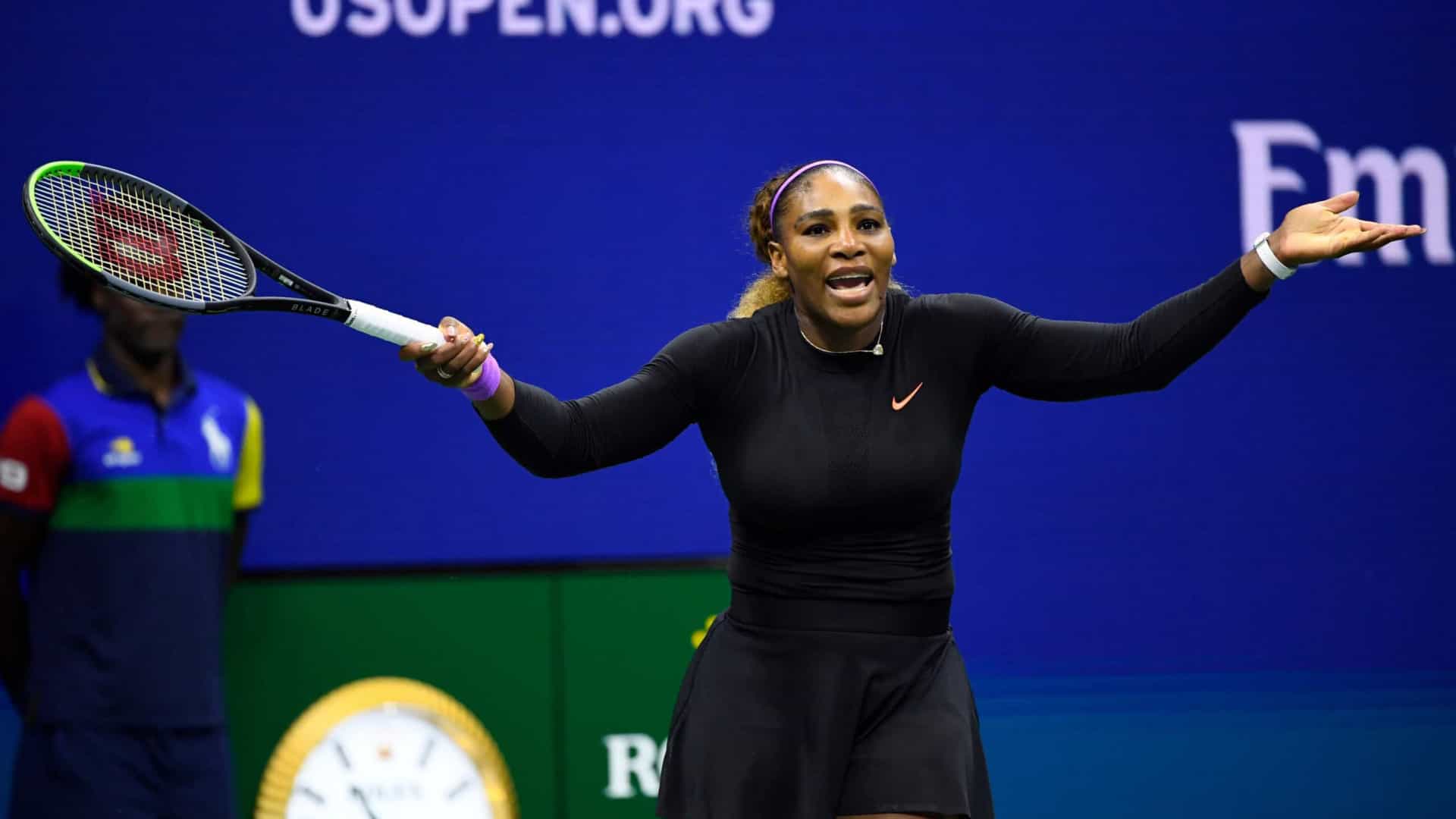 Serena Williams ultrapassa susto e segue em frente no US Open