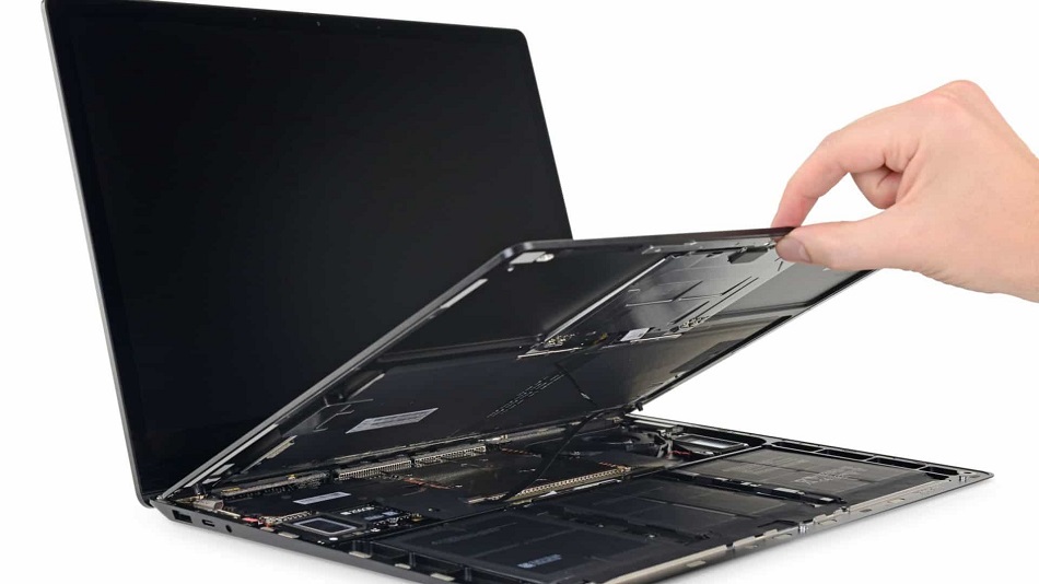 O novo portátil Surface foi desmontado. Veja o interior
