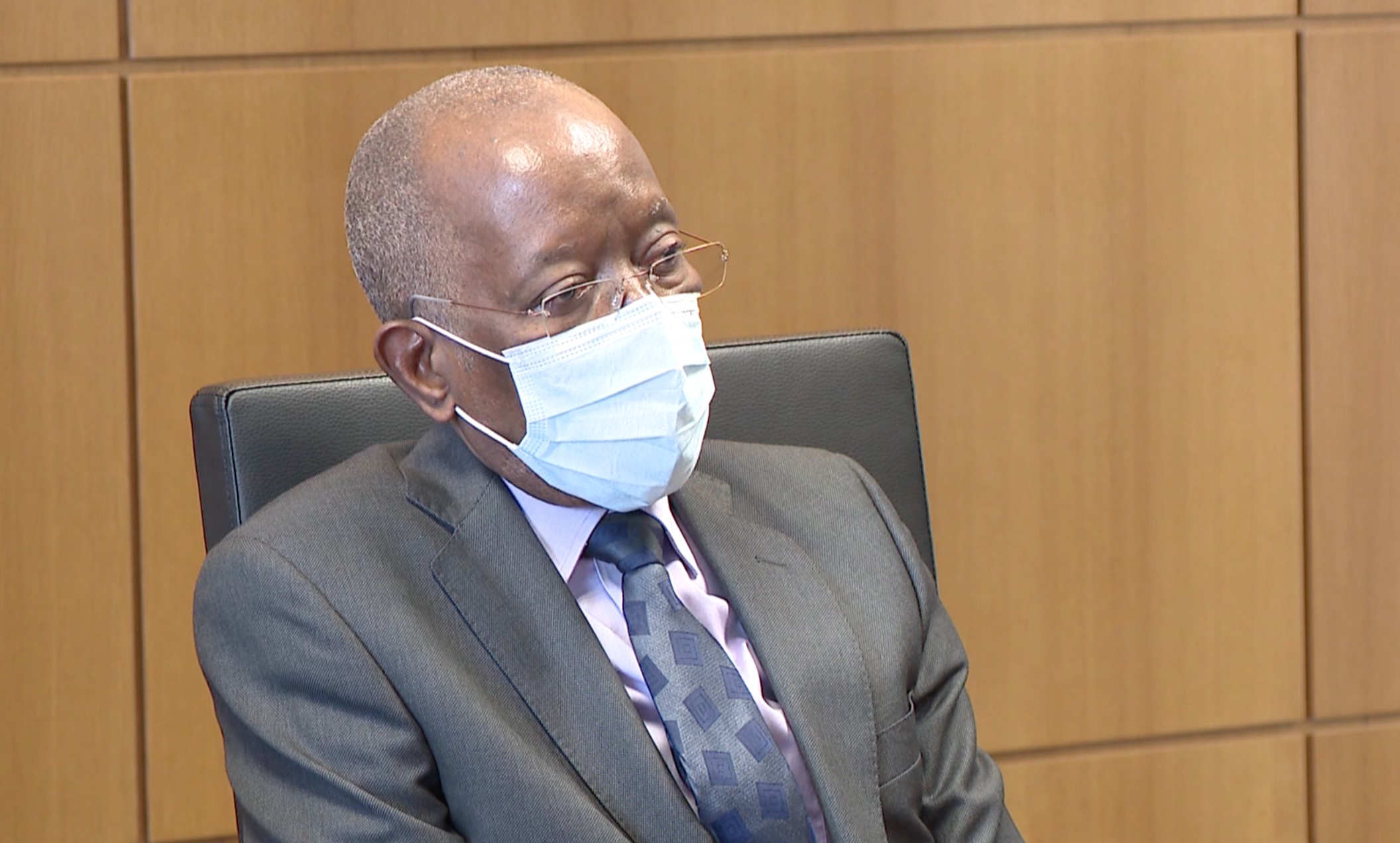 Moçambique vai terminar o ano fiscal com crescimento de 0,8 por cento