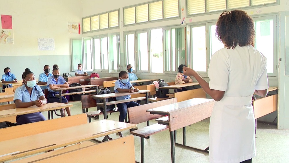 Pelo menos 90 por cento das escolas da 7ª Classe retomaram às aulas em Inhambane