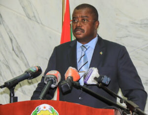 Mexidas no Governo: Presidente da República exonera Ministro do Interior, Amade Miquidade