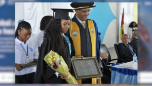 PR felicita moçambicana Isaura Brito Dos Santos Distinguida Heroína Mundial Em Saúde Ocular 2021