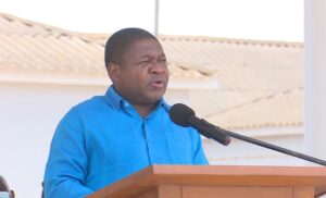 Nyusi diz que formação militar é fundamental para os desafios actuais