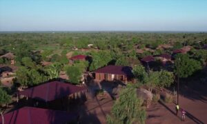 No âmbito Projecto Melhoria: Entregues 100 casas resilientes em Nacogolone, Mocuba