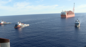 TVM sobrevoa a área 4, onde está a plataforma flutuante