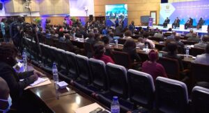 Nyusi lança reforma salarial na Administração Pública