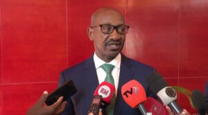Nyusi exige reformas no sector dos transportes e comunicações
