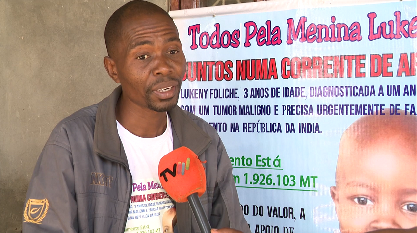 Pais de menor com tumor desesperados