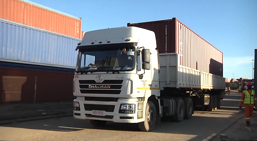 Transporte de carga perigosa: Começa a exigência de rótulos de segurança em viaturas