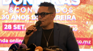 Dom Kikas celebra trinta anos de carreira:O músico angolano actua este sábado na Cidade de Maputo