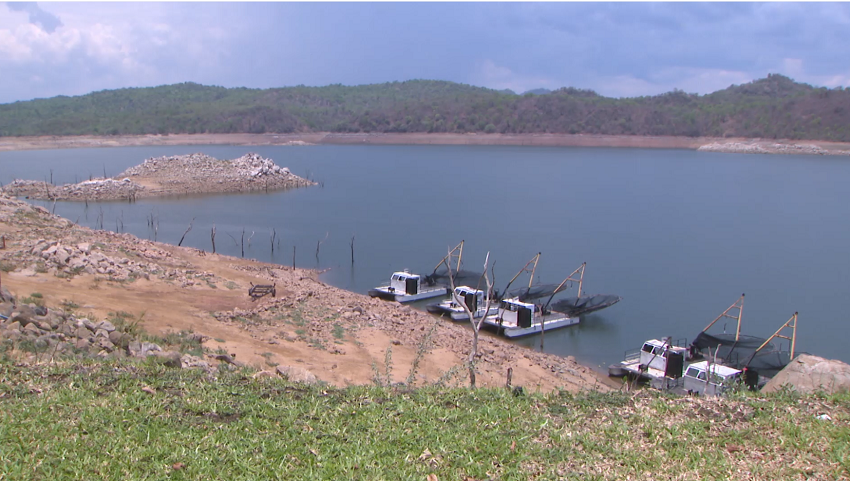 Albufeira de Cahora-Bassa:Descida do nível de água compromete produção de energia e o turismo